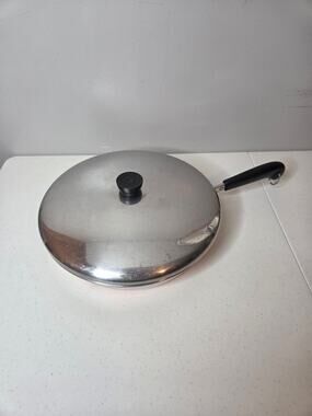 Revere Ware Vintage Copper Bottom 12" Skillet with Lid Made in the USA 1801